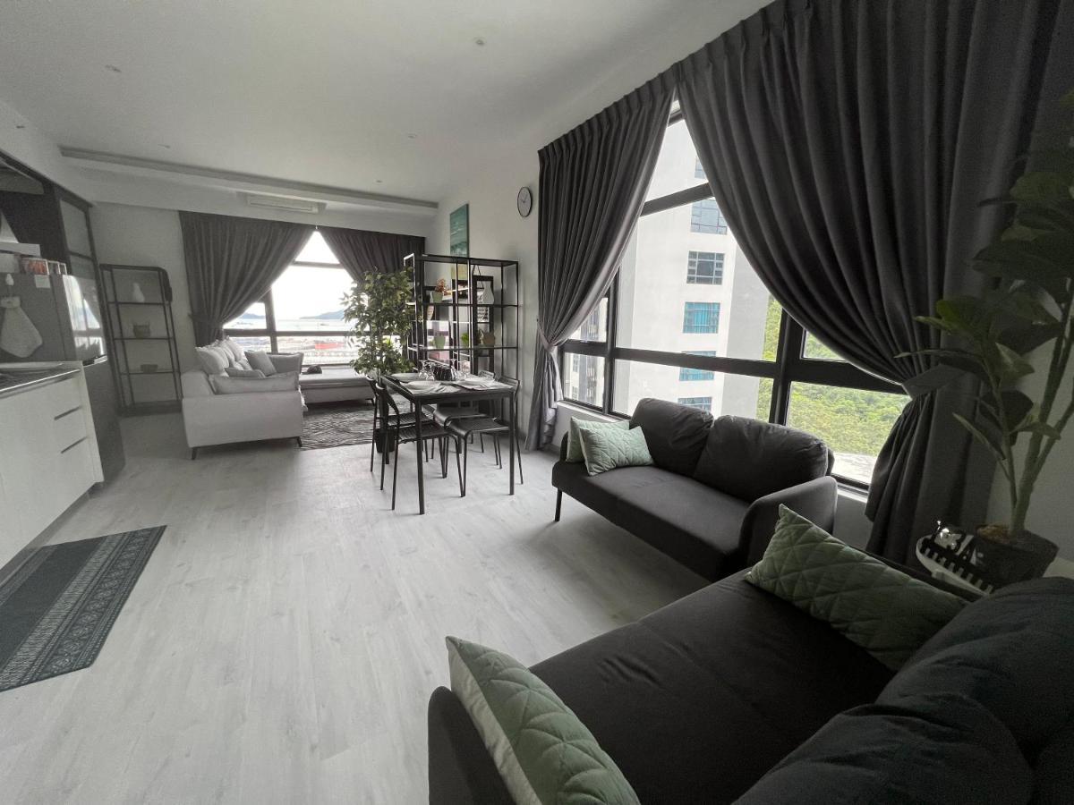 Jesselton Quay Suite By Backyard Kota Kinabalu Exterior photo